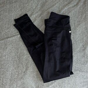 Black fabletics leggings